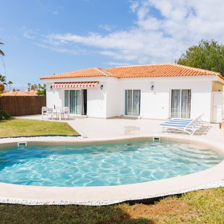 Fully refurbished Private 3BR Villa Heated Pool - Casa Vacacional de 3 dormitorios - 31