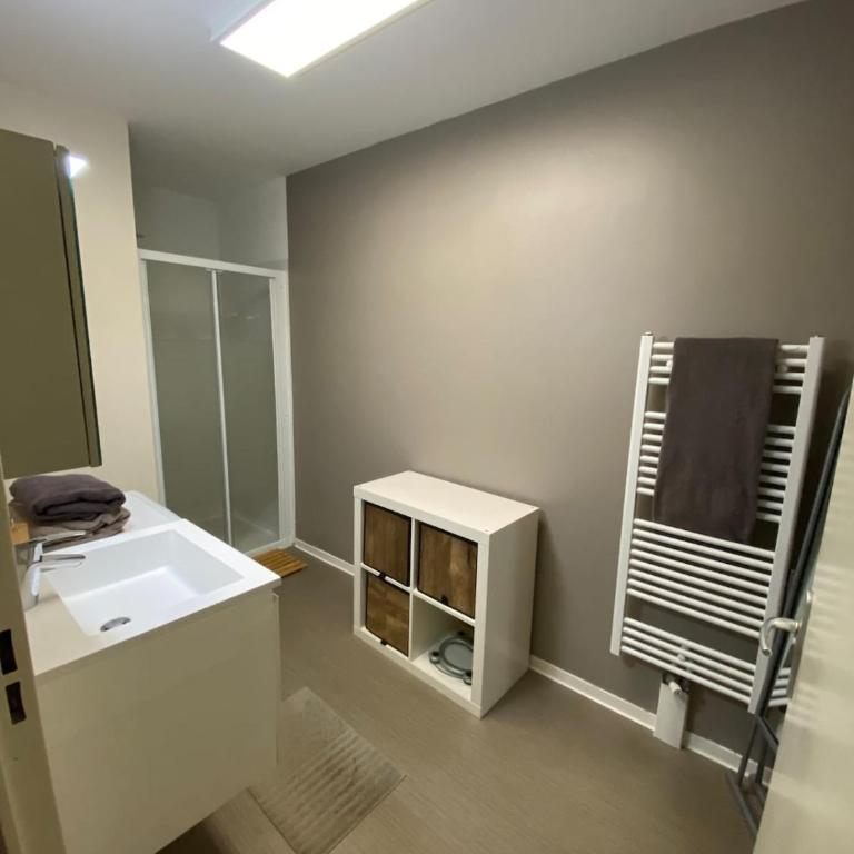 Appartement tout confort avec parking et loggia - Appartement 1 Chambre - 4