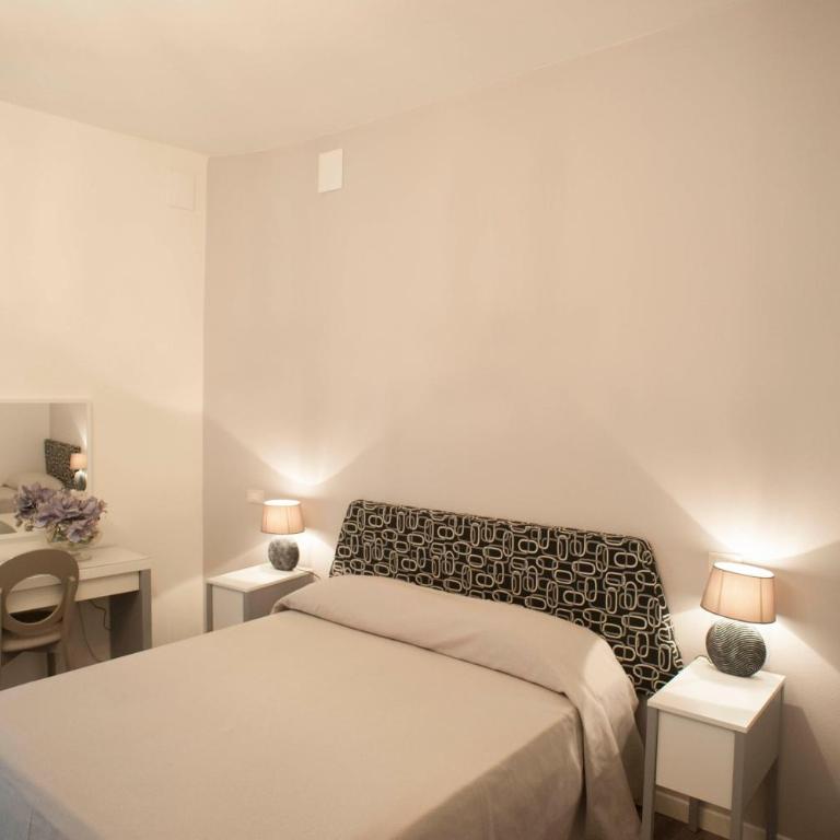B&B Corso Diaz - Suite Familiare con Balcone - 8