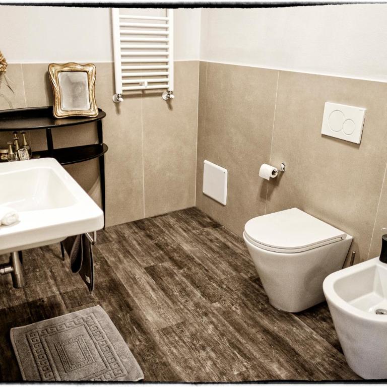 B&B Corso Diaz - Suite Familiare con Balcone - 6