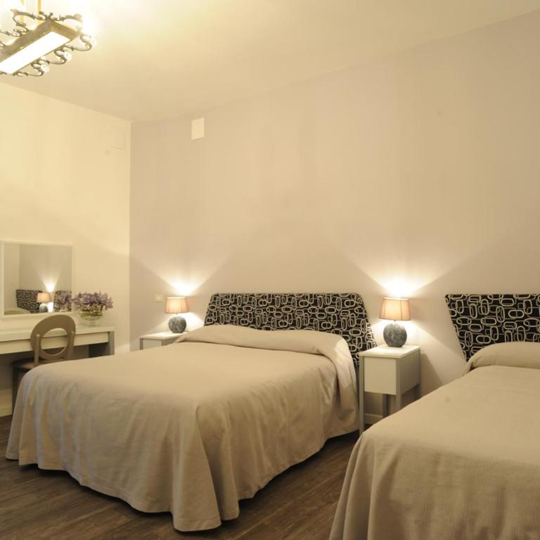 B&B Corso Diaz - Suite Familiare con Balcone - 10