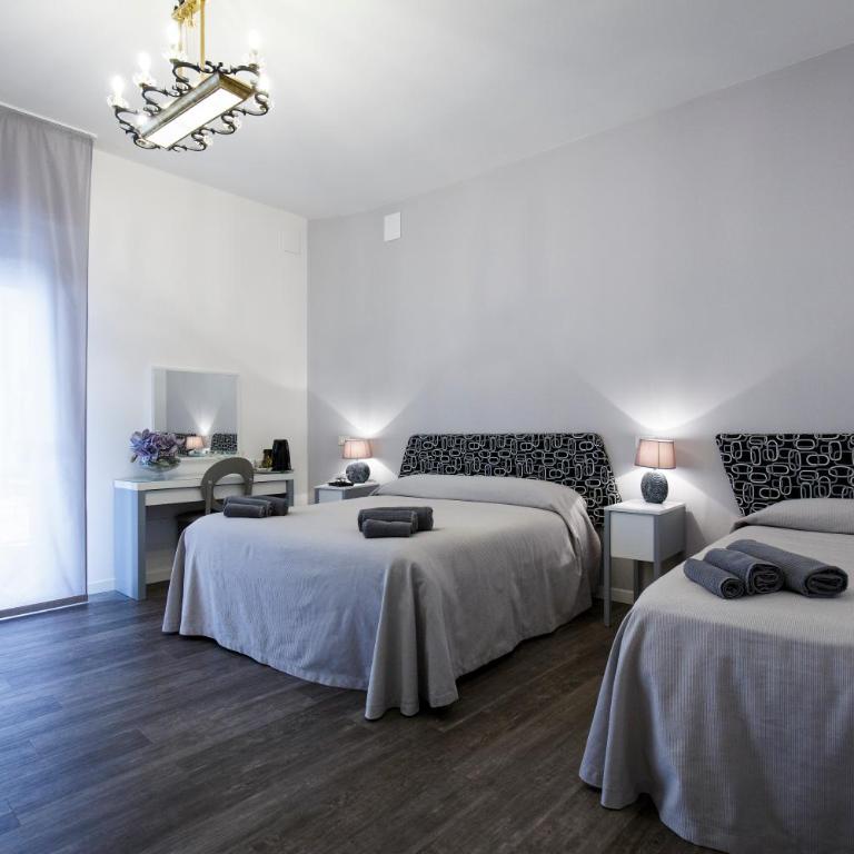 B&B Corso Diaz - Suite Familiare con Balcone - 12