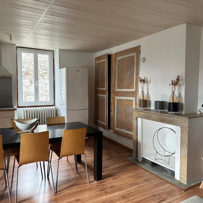 Bel appartement avec wifi à Noyarey - Apartamento de 2 dormitorios - 1
