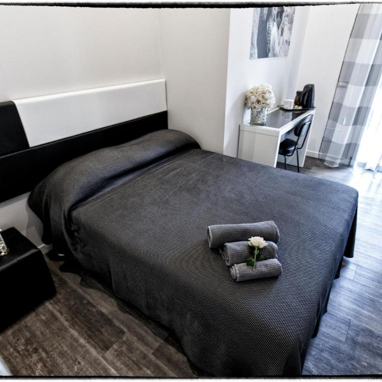 B&B Corso Diaz - Camera Matrimoniale con Bagno Privato - 3