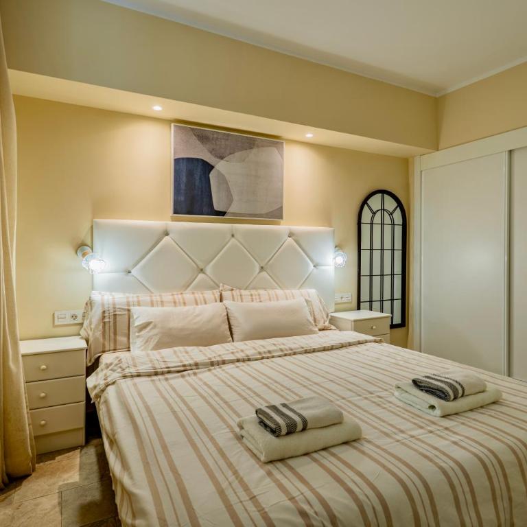 Apartamento con terraza en primera línea El Duque, Altamira - One-Bedroom Apartment - 13