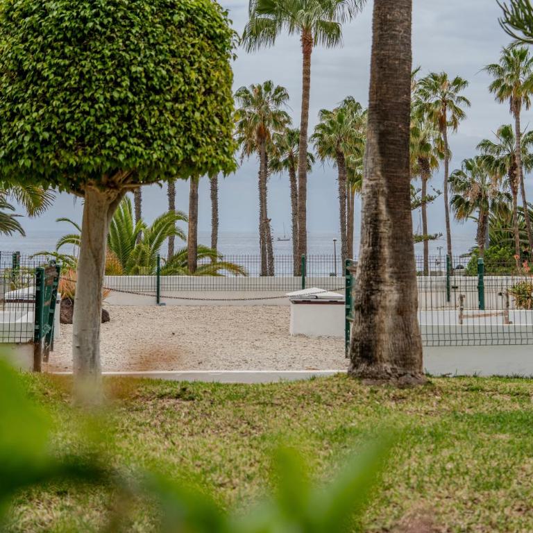 Apartamento con terraza en primera línea El Duque, Altamira - One-Bedroom Apartment - 19