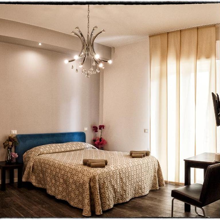B&B Corso Diaz - Camera Quadrupla con Bagno Privato - 1