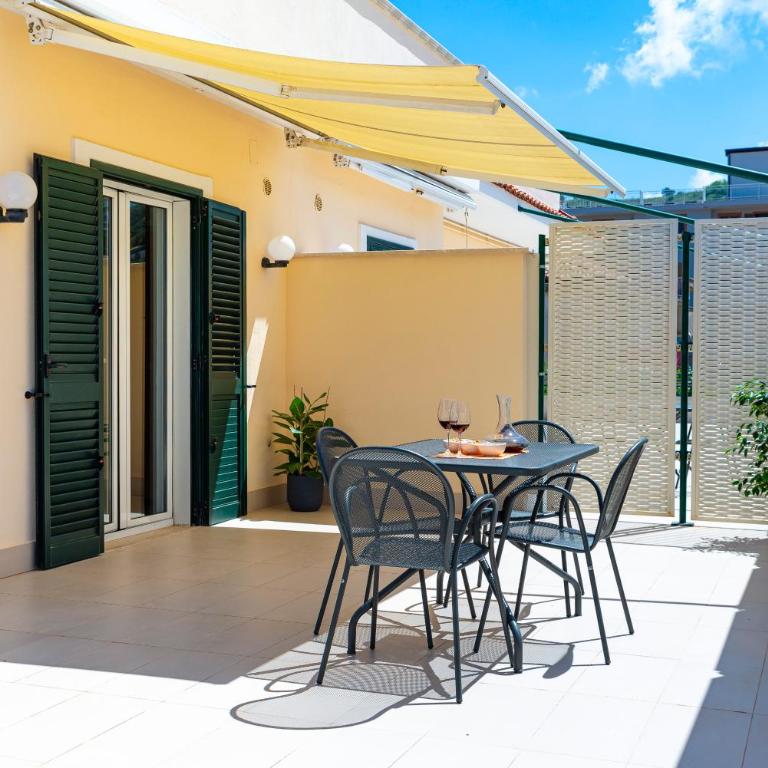 Appartamenti KAORA - Appartamento con 1 Camera da Letto e Terrazza - 2
