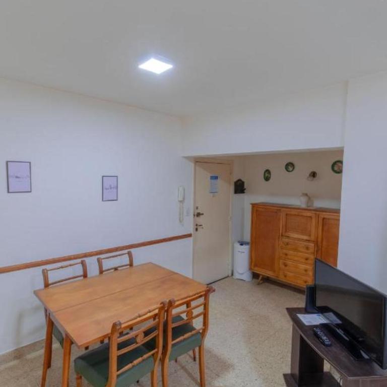 Departamento Céntrico Frente a la Playa - Apartamento de 2 dormitorios - 5
