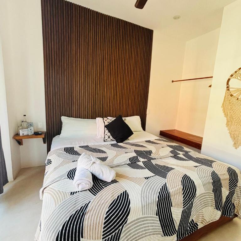 Hotel Mittoz Holbox - King Room with Balcony - 8