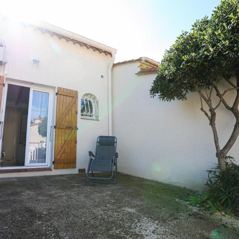 Saint Cyprien jolie maison climatisee avec une grande terrasse - Vacation Home - 13
