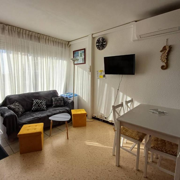 T1 cosy à Balaruc-les-Bains avec clim, terrasse et animaux admis - FR-1-571-59 - Apartment - 3