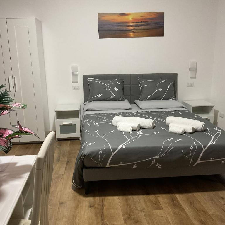 B&B Airport and go - Camera Matrimoniale con Bagno Privato - 2