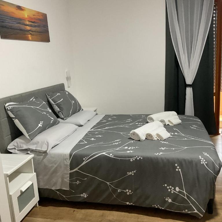 B&B Airport and go - Camera Matrimoniale con Bagno Privato - 10