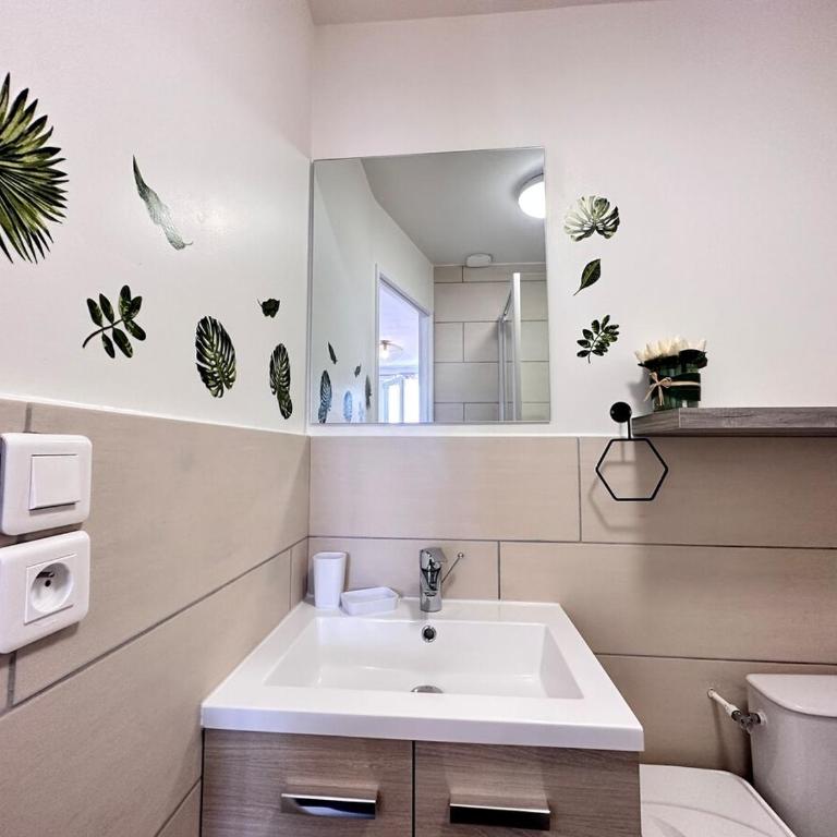 La suite des 3 piliers studio avec parking privé - Appartement 1 Chambre - 20