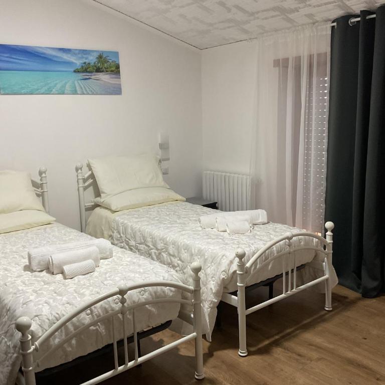 B&B Airport and go - Camera Budget Matrimoniale/Doppia con Letti Singoli - 8
