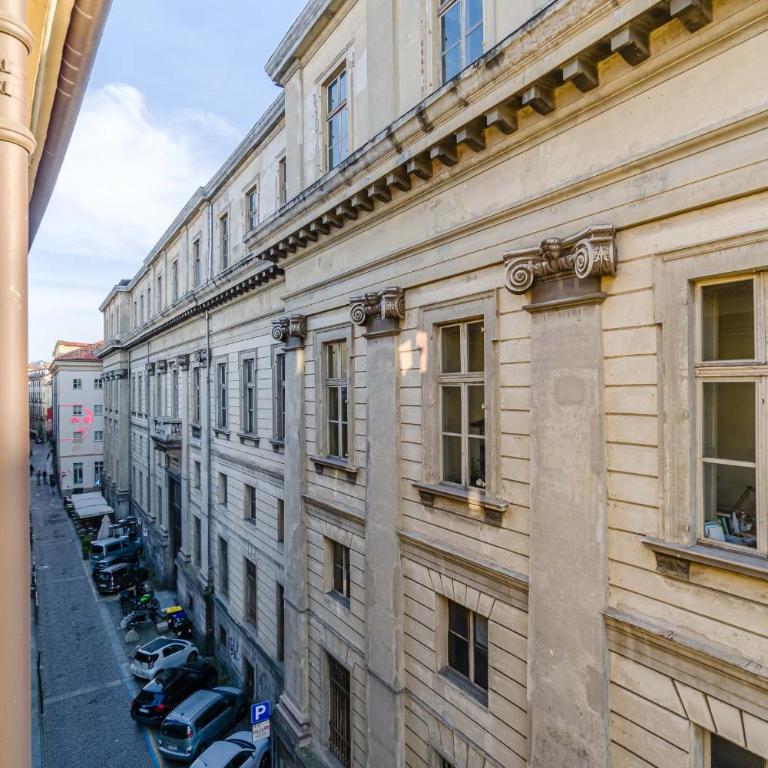 GuestHost - Casa ElleBI in the Heart of Turin - Two-Bedroom Apartment - 18