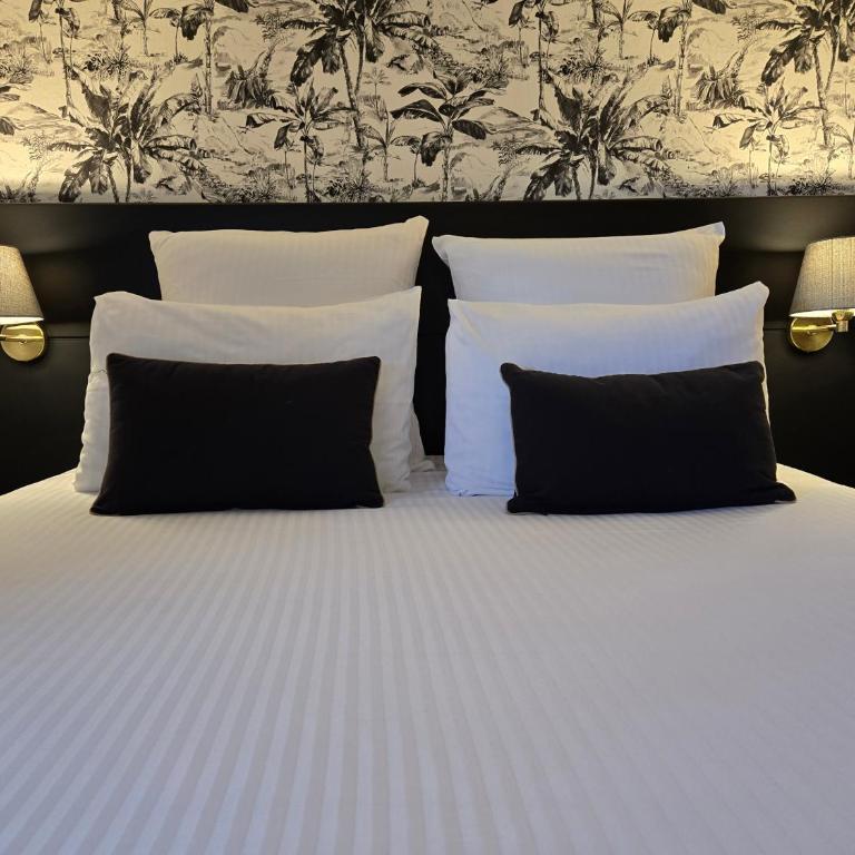Hôtel Le SAINT-GENIÈS - Chambre Double - 12