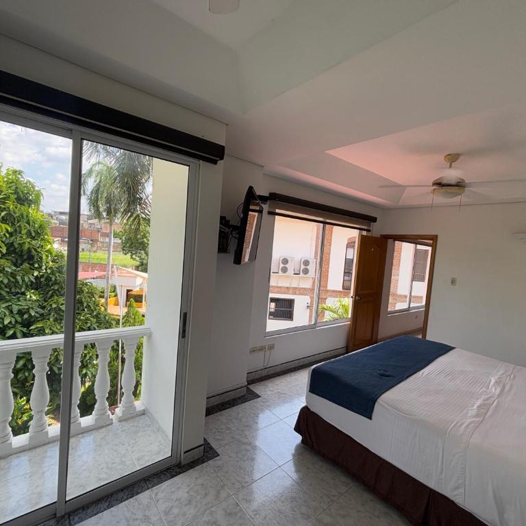 Hotel Los Puentes Comfacundi - Suite Junior - 5
