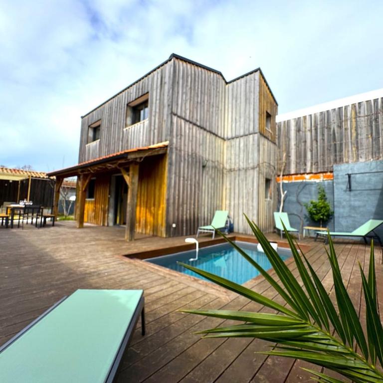 Havre du Bassin avec piscine et studio indépendant - Maison 3 Chambres - 14