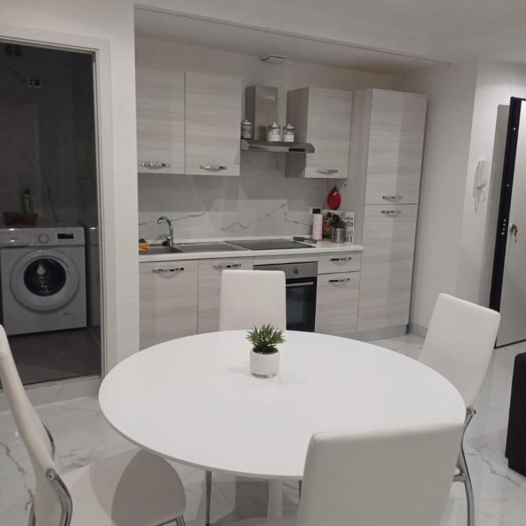 612 Flats - Two-Bedroom Apartment - 1