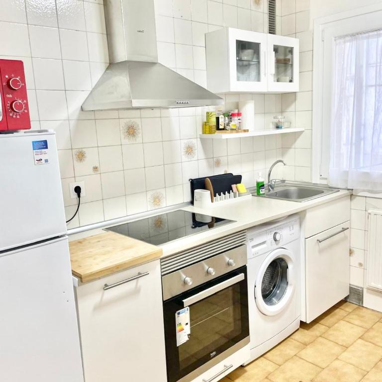 Tranquilidad al lado del Centro Parking incluido - Apartamento de 1 dormitorio - 24