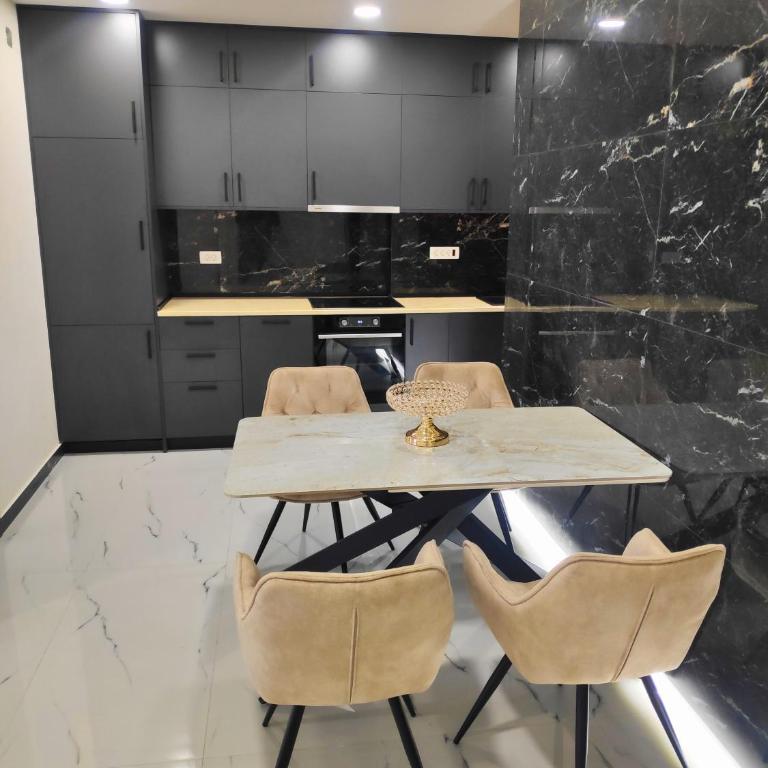 Apartmani Đurović - Deluxe One-Bedroom Apartment - 7