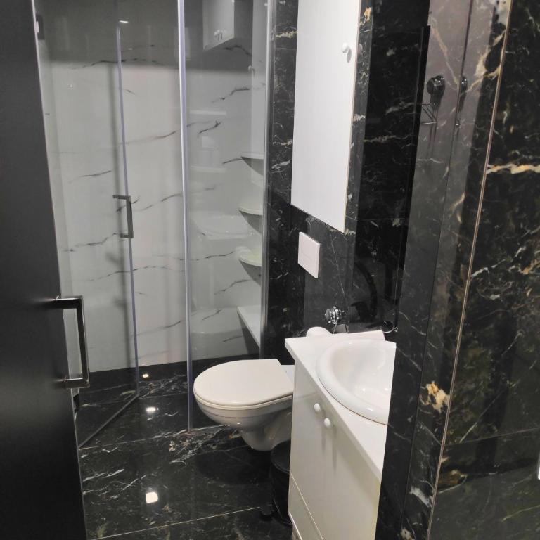 Apartmani Đurović - Deluxe One-Bedroom Apartment - 23