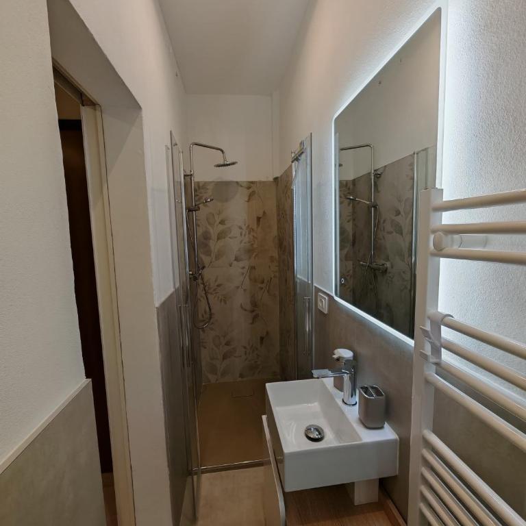 La Sosta-appartamento a pochi passi dalla stazione - One-Bedroom Apartment - 13