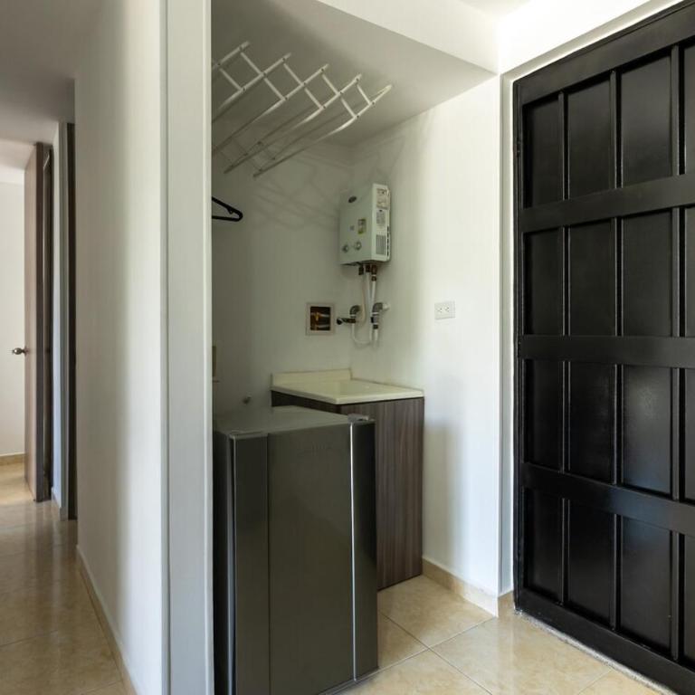 Apartamento en el eje cafetero Colombia parqueadero privado - Apartamento de 2 dormitorios con vistas al jardín - 10