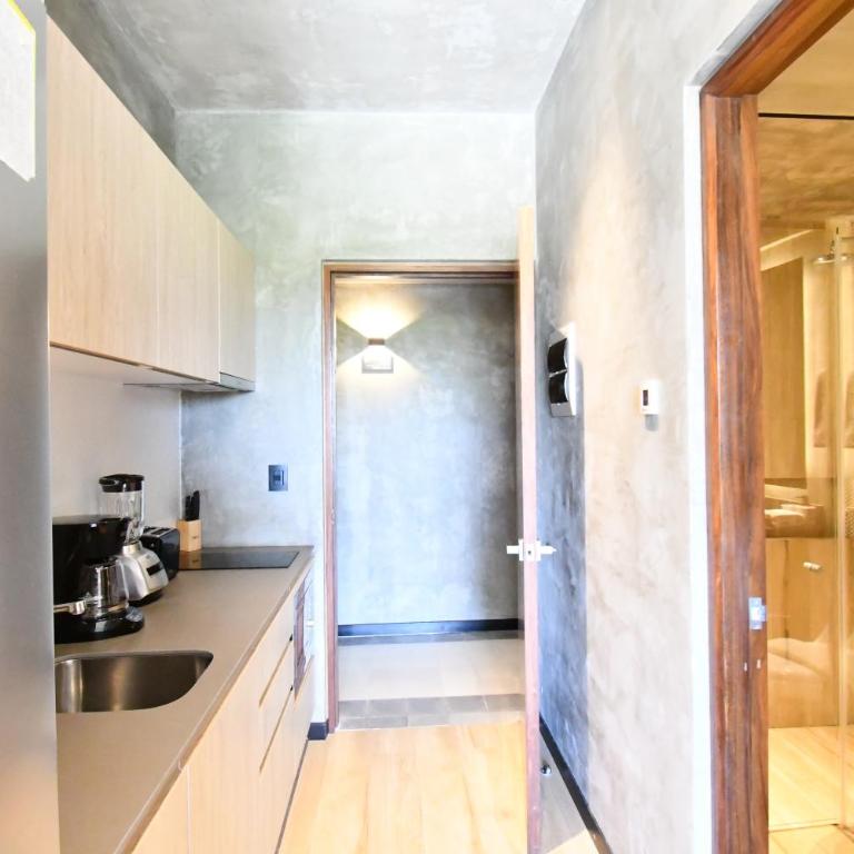 TUK Fuego Studio in Tulum by The Spot Rentals - Studio with Balcony - 29