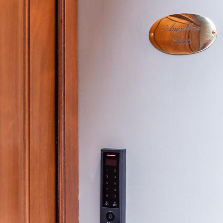 Angiolina Suite - One-Bedroom Apartment - 48