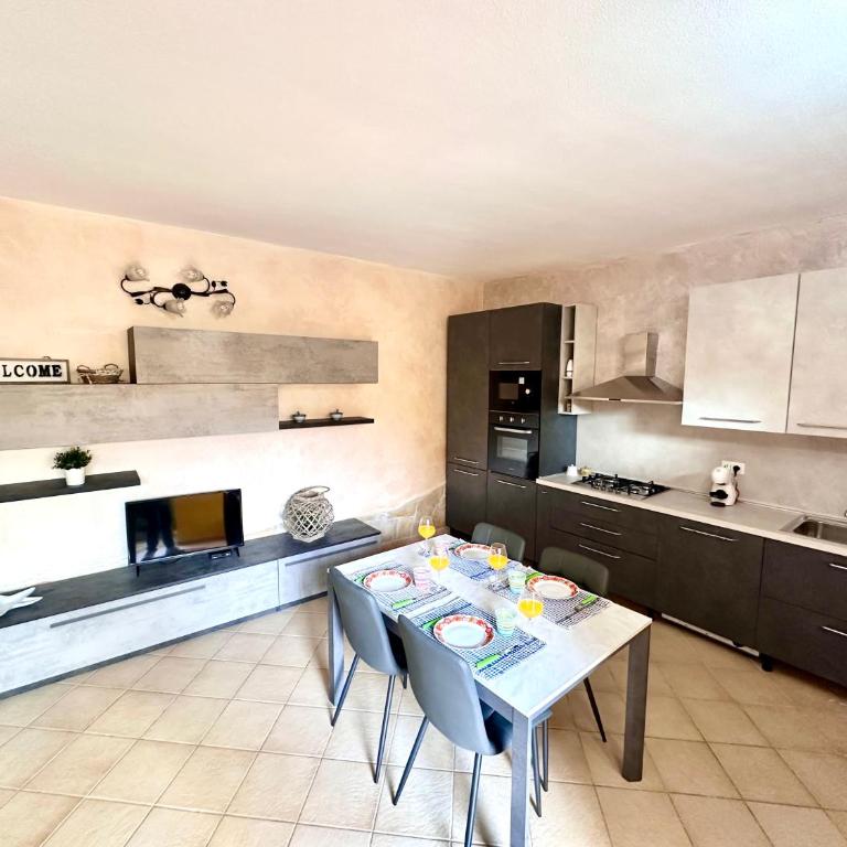 Dolfa House - One-Bedroom Apartment - 6