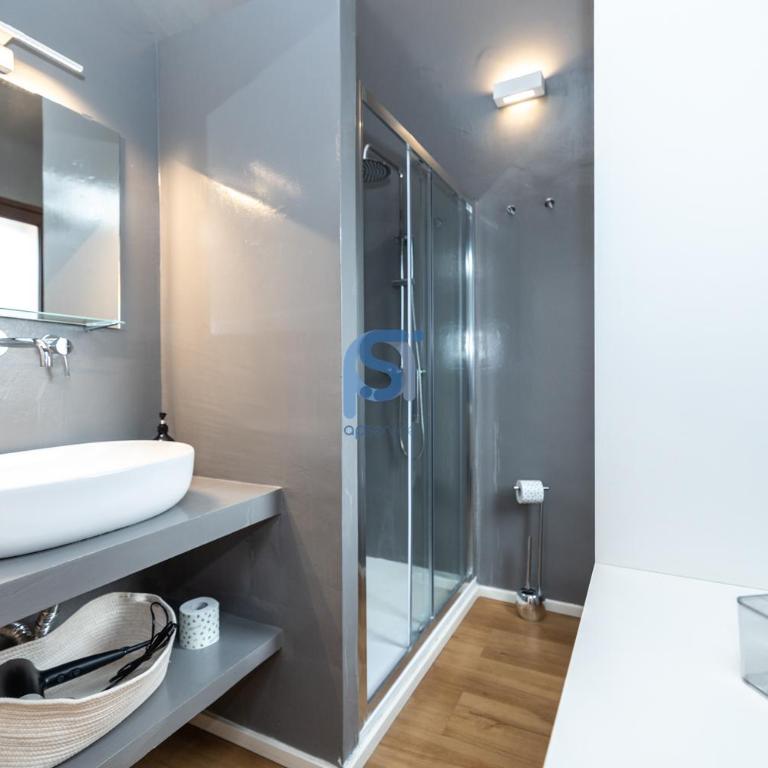 Ni Ni Apartments - Self Check in - Appartamento con 2 Camere da Letto, Balcone e Terrazza - 9