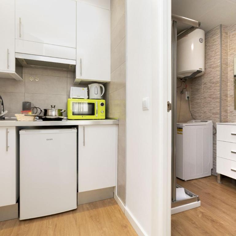 Luxury V - Ferga Suites - Deluxe Studio - 17