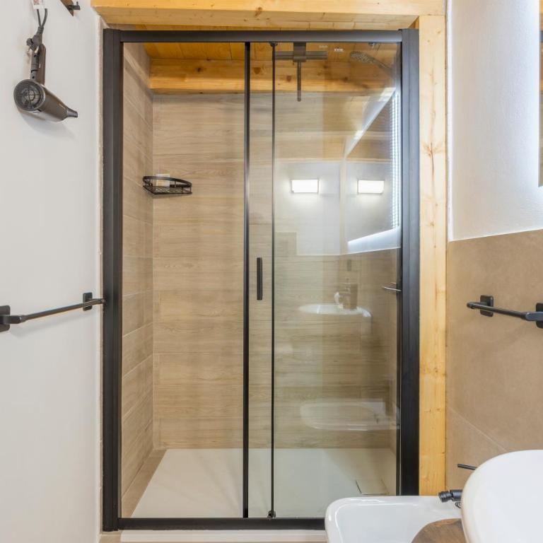 La carbonaia rooms in Agrigento - Camera Familiare con Bagno Privato - 7