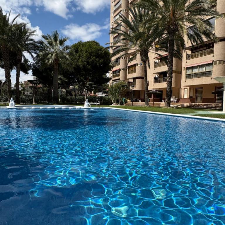 Apartamento familiar Alicante Playa San Juan - Three-Bedroom Apartment - 2