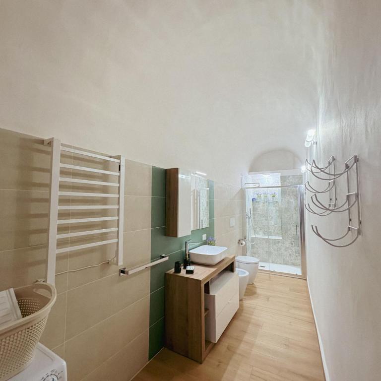 Casa di Perry - Two-Bedroom House - 4