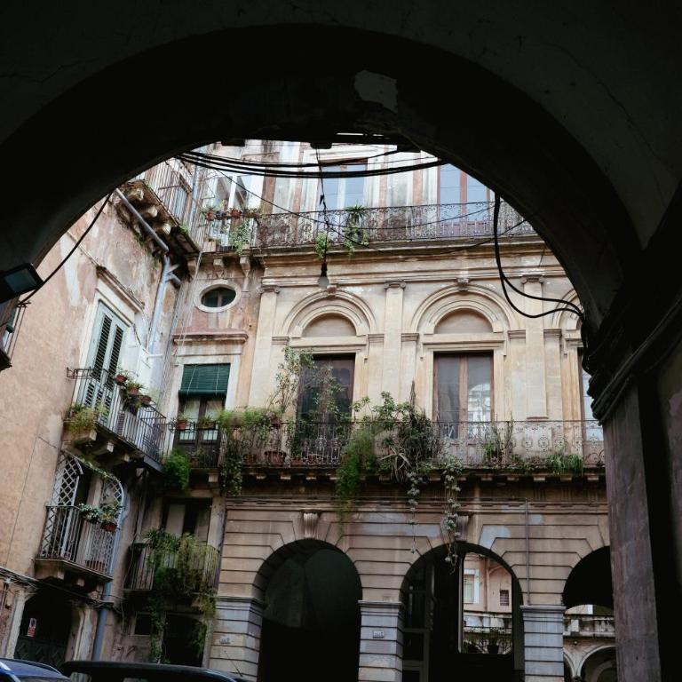 Casa di Perry - Two-Bedroom House - 12