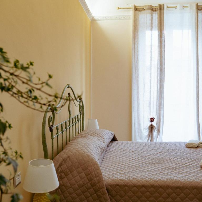 Casa di Perry - Two-Bedroom House - 1