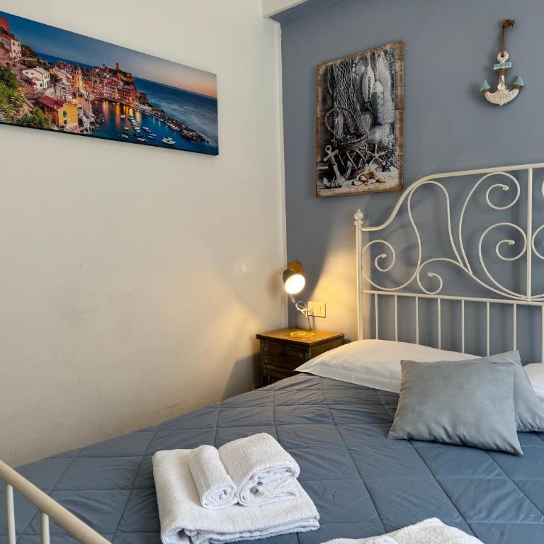 Pippo a Vernazza Rooms - Doppelzimmer mit eigenem Bad - 1