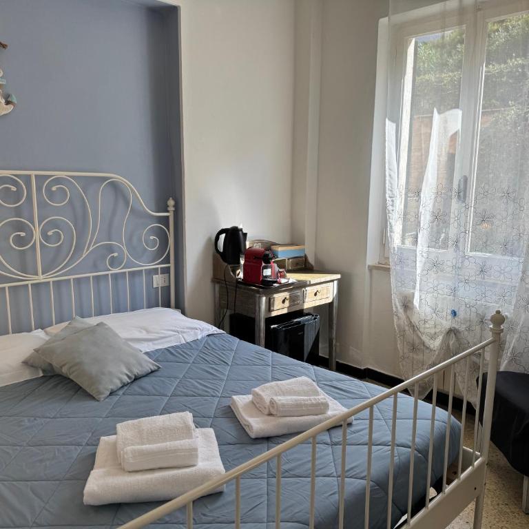Pippo a Vernazza Rooms - Doppelzimmer mit eigenem Bad - 4