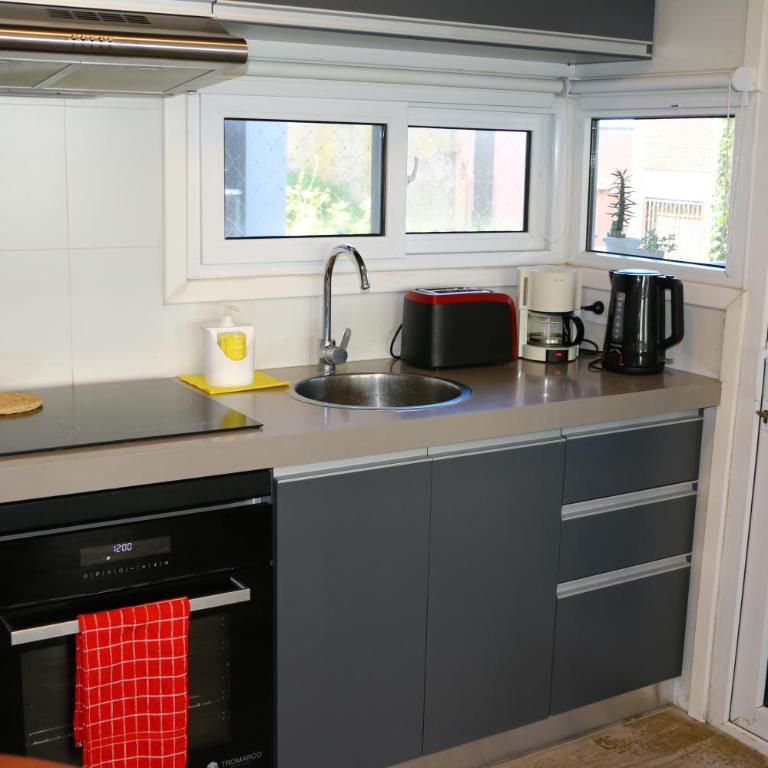 2 amb Balcón y parrilla en Mogotes frente al ACA - One-Bedroom Apartment - 16