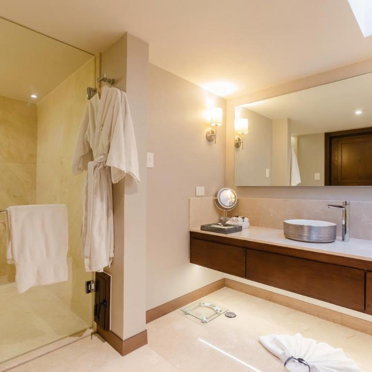 Quinta Real Puebla - Habitación Doble Premium con cama extragrande - 4