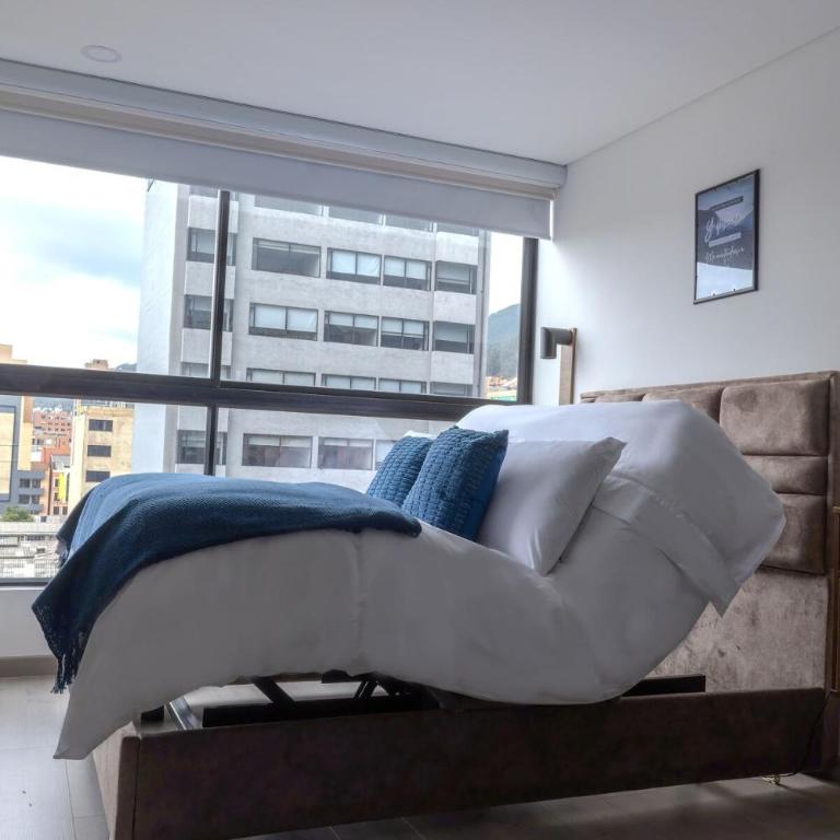 Apartasuite Smart cerca de la Fundación Santa Fé - Apartamento de 1 dormitorio - 2
