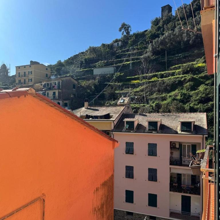 Pippo a Vernazza Rooms - Dreibettzimmer mit eigenem Bad - 1