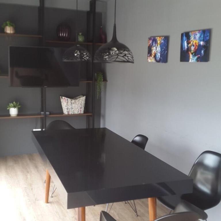 Relajante y ejecutivo departamento en Equipetrol - Apartamento de 1 dormitorio - 12