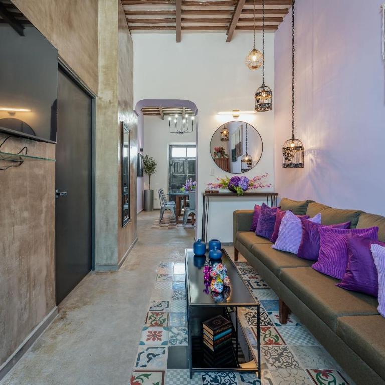 Casa Lila - Three-Bedroom Villa - 34