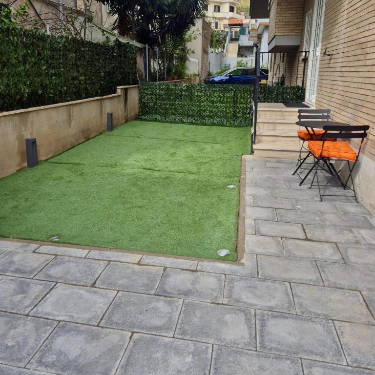Elegant & Spacious 2BR 2BA Unit with Private Patio - Familien-Apartment mit 2 Schlafzimmern - 46