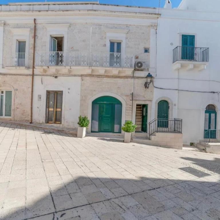 Historic Home with Large Rooftop Terrace in Heart of Ceglie - Casa con 1 Camera da Letto - 58